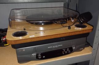 ION MAX LP TURNTABLE TOGETHER WITH VHS PLAYER