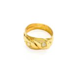 An 18 Carat Gold Diamond Snake Motif Ring, finger size TGross weight 8.1 grams.