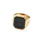 A Bloodstone Intaglio Ring, depicting a coat of arms, unmarked, finger size S1/2The ring is in