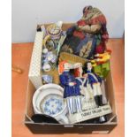 Assorted Pottery and Other Items, comprising an 18th centur, English porcelain teapot stand in