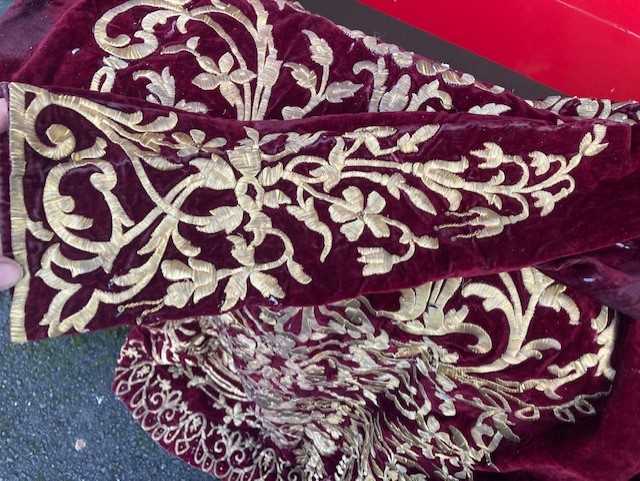 Late 19th Century Ottoman/Albanian Red Velvet Long Robe, with v-neckline, long sleeves, - Image 5 of 25