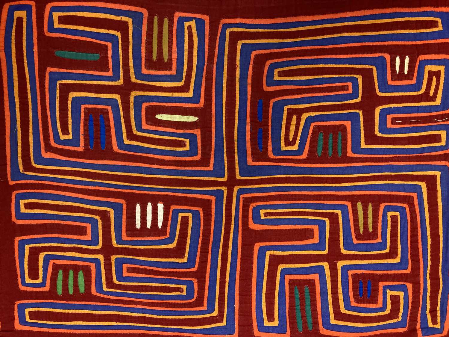 Collection of 20th Century Molas from San Blas Islands, Panama comprising ten reverse appliqué and - Image 7 of 10