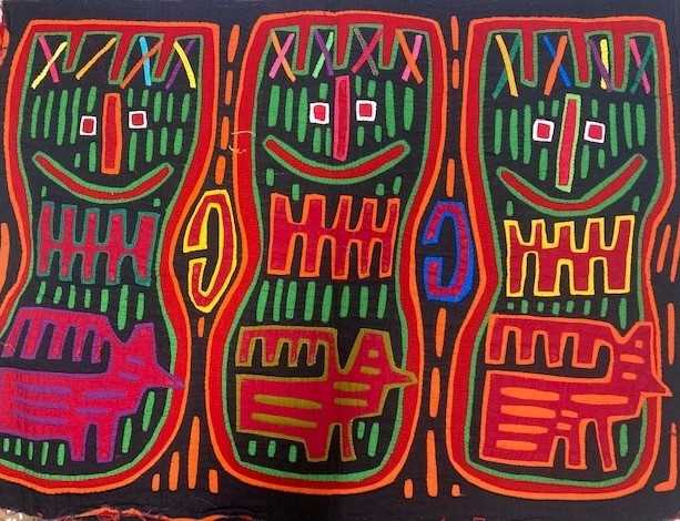 Collection of 20th Century Molas from Sans Blas Islands, Panama comprising ten reverse appliqué - Image 8 of 11