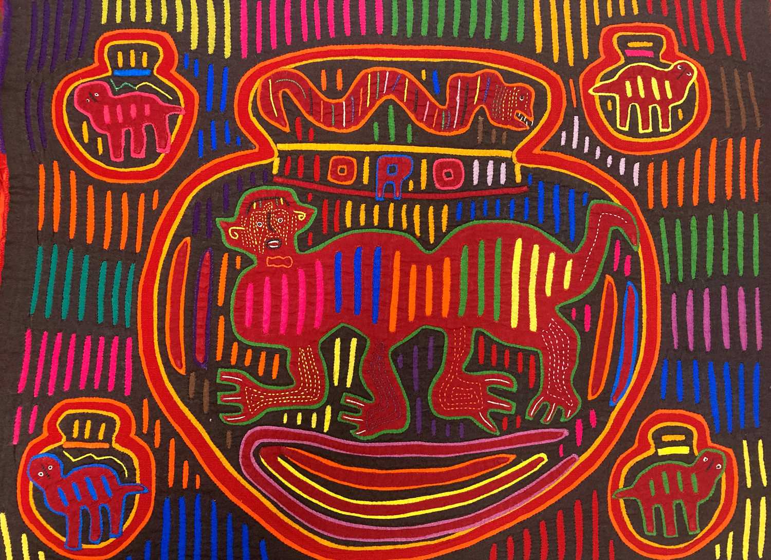 Collection of 20th Century Molas from San Blas Islands, Panama comprising ten reverse appliqué and - Image 11 of 11