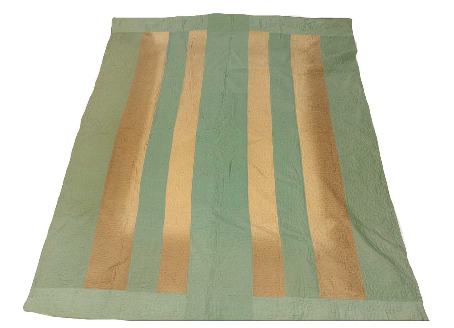 Early 20th Century Green and Cream Cotton Strippy Quilt, with cream cotton to the reverse, hand - Image 2 of 5