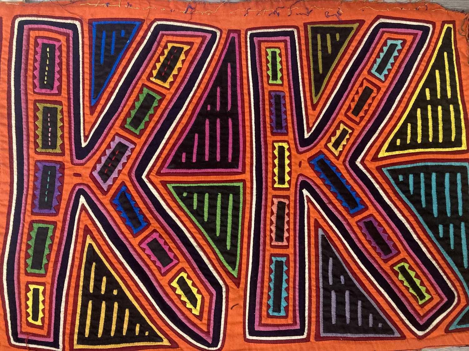 Collection of 20th Century Molas from San Blas Islands, Panama comprising ten reverse appliqué and - Image 3 of 11