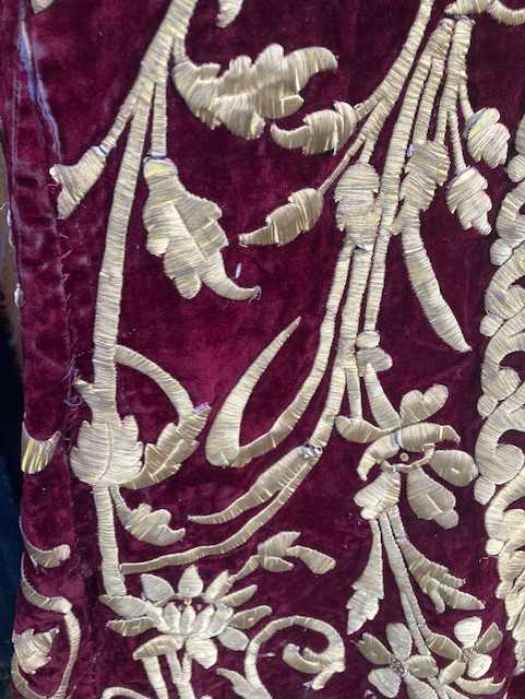 Late 19th Century Ottoman/Albanian Red Velvet Long Robe, with v-neckline, long sleeves, - Image 10 of 25