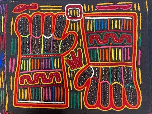 Collection of 20th Century Molas from Sans Blas Islands, Panama comprising ten reverse appliqué - Image 2 of 11