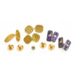 A Small Quantity of Jewellery, including a pair of 9 carat gold cufflinks (a.f.); a single 18