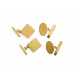 Two Pairs of 9 Carat Gold CufflinksGross weight 12.5 grams.