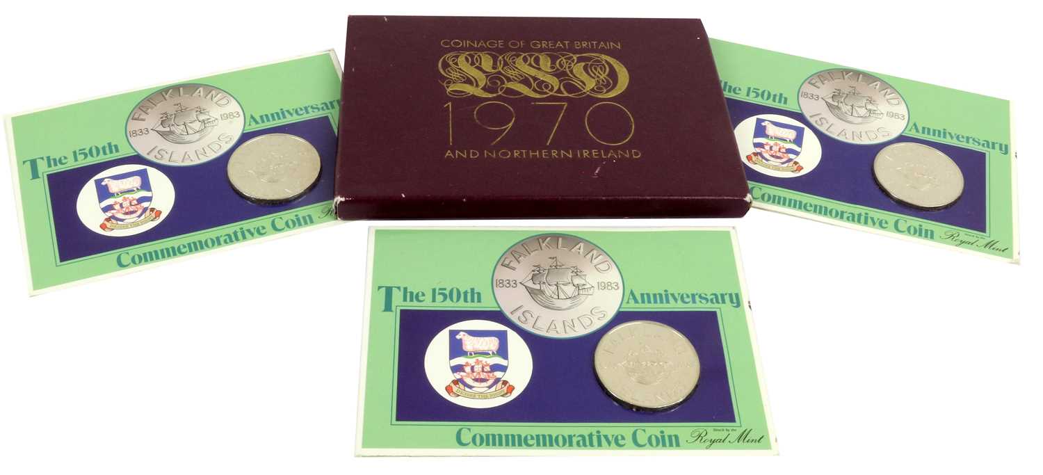 Assorted Silver Proof and Commemorative Coinage, including: 3 x silver proof crowns: 1977(x2) ' - Image 2 of 9