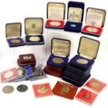 Mixed Silver Proof and Commemorative Coinage, including: 5 x UK silver proofs, comprising: 3 x