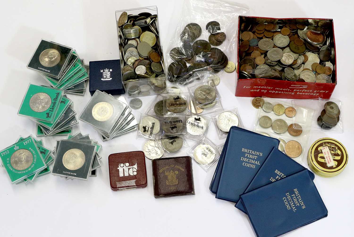 Assorted Collection, comprising: British and world copper and base metal coinage, highlights include