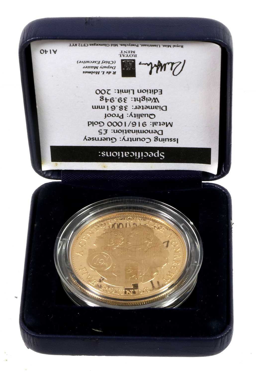 Guernsey, Gold Proof £5 2001 (.916 gold, 38.761mm, 39.94g), 'The Monarchs of the 19th Century',