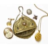 A Small Quantity of Jewellery, including a gilt metal evening bag; a locket on chain; a citrine