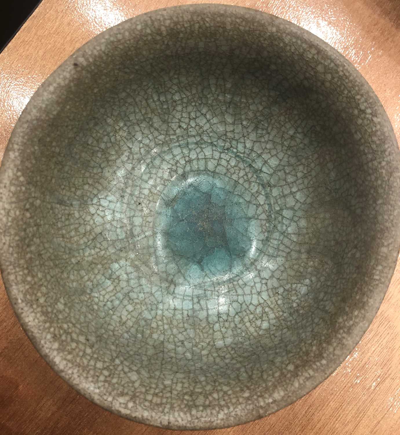 A Guan-Type Celadon-Glazed Saucer Dish, in Song style, with allover two colour crackle22cm diameterA - Image 7 of 9