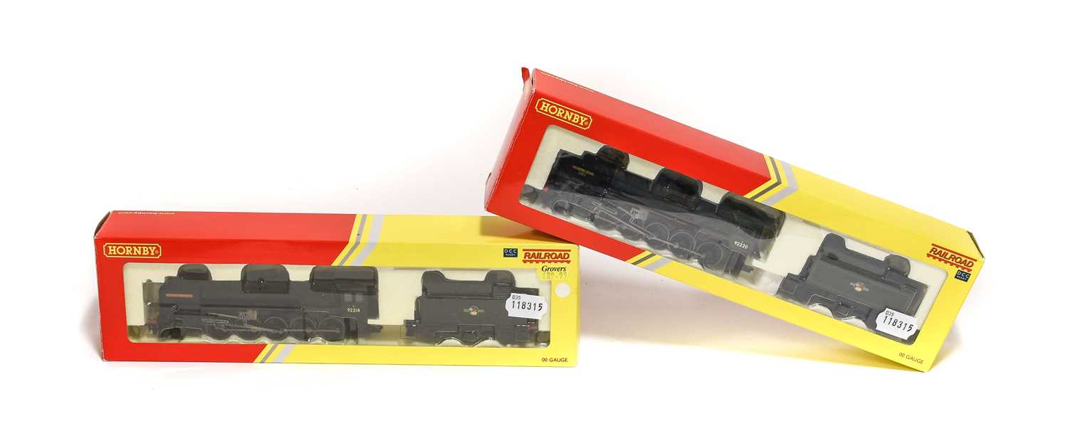 Hornby Railroad (China) OO Gauge Two Locomotives