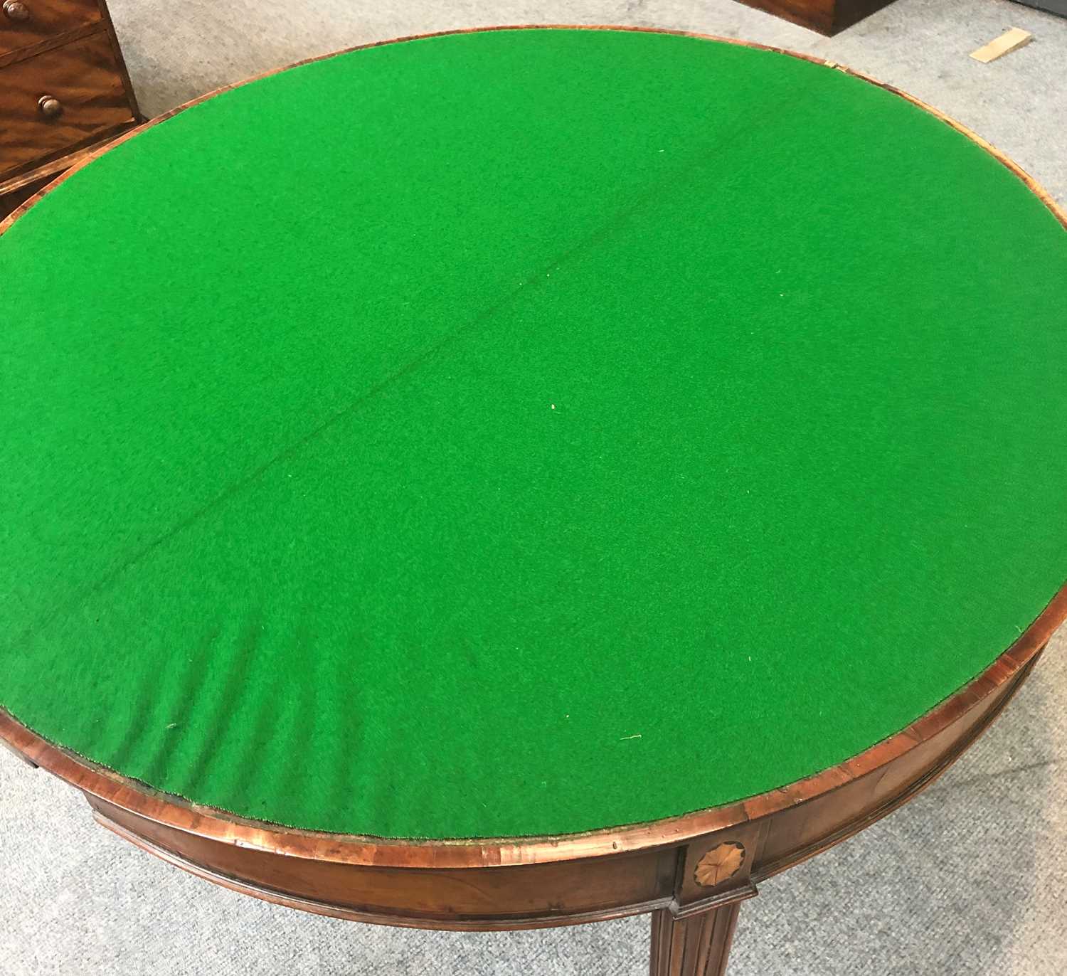 A George III Mahogany Demi Lune Fold Over Card Table, cross banded with fan paterer and on reeded - Image 9 of 9