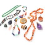 A Quantity of Jewellery, including a malachite bead necklace (a.f.); agate bead necklaces; agate