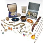 A Quantity of Jewellery, including an amethyst and split pearl brooch, stamped '9CT'; various silver