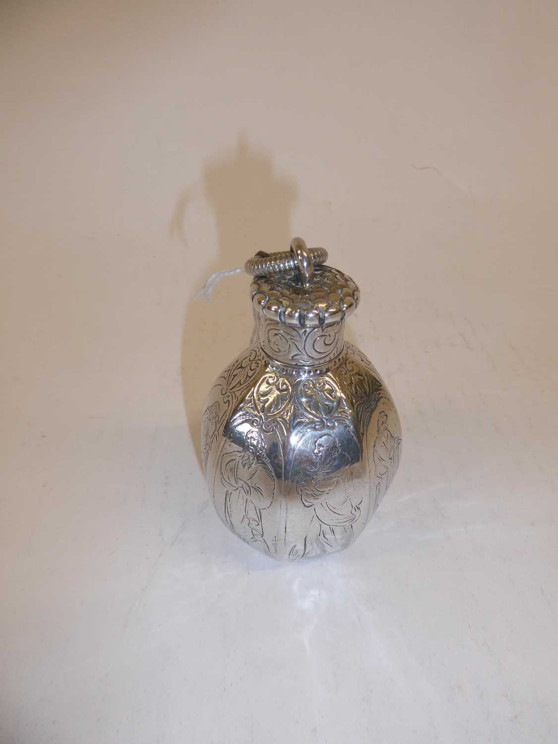 A Continental Silver Flask, With Indistinct Marks, Probably 19th Century - Image 2 of 8