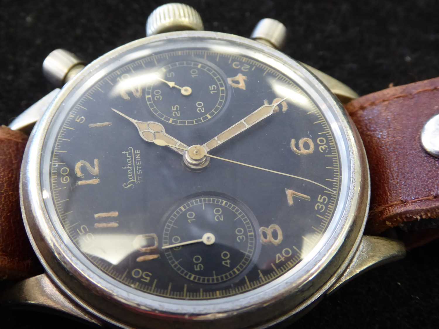 Hanhart: A Rare Second World War German Luftwaffe Pilots Chronograph Wristwatch, signed Hanhart, - Image 6 of 9