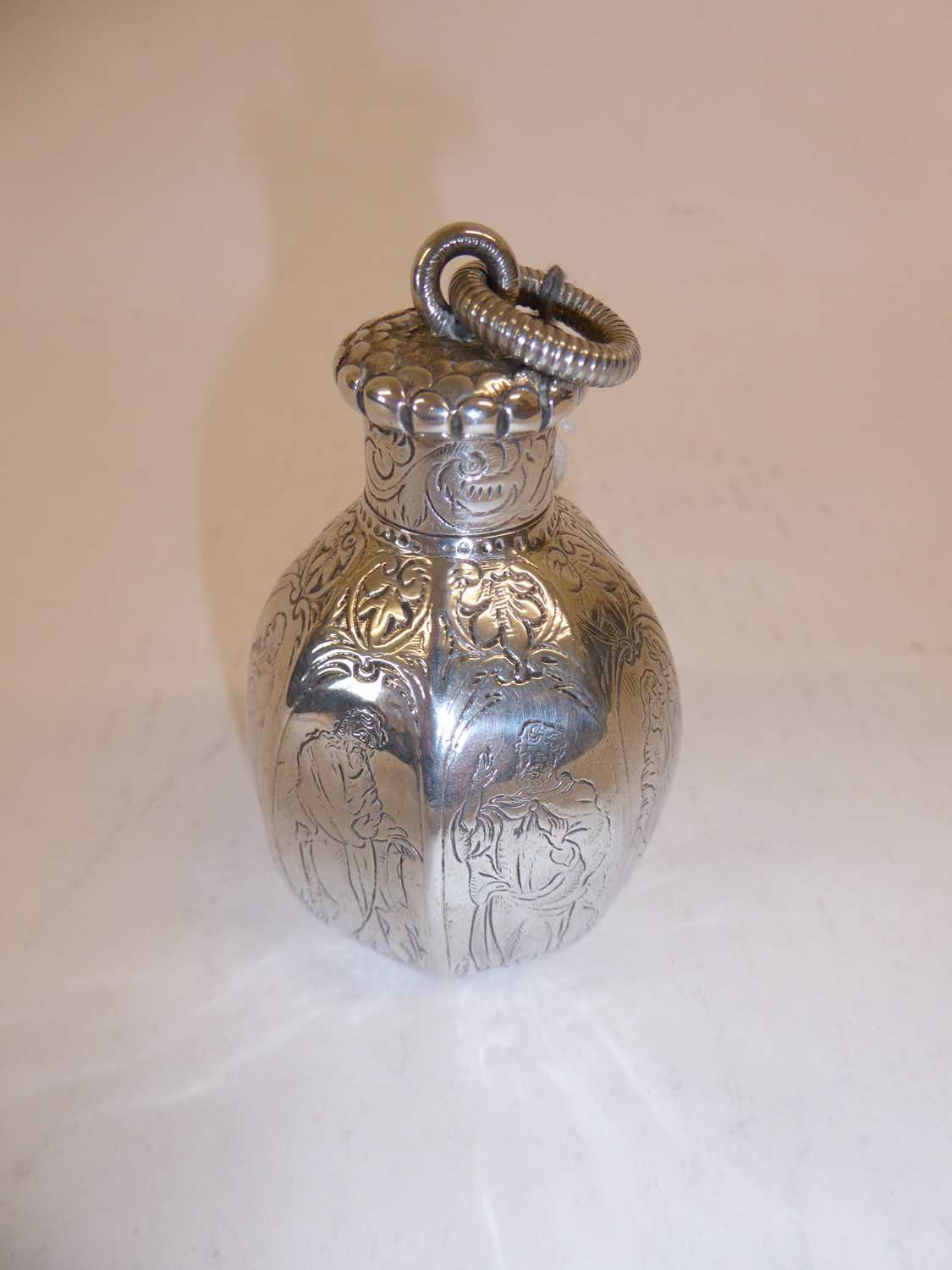 A Continental Silver Flask, With Indistinct Marks, Probably 19th Century - Image 5 of 8