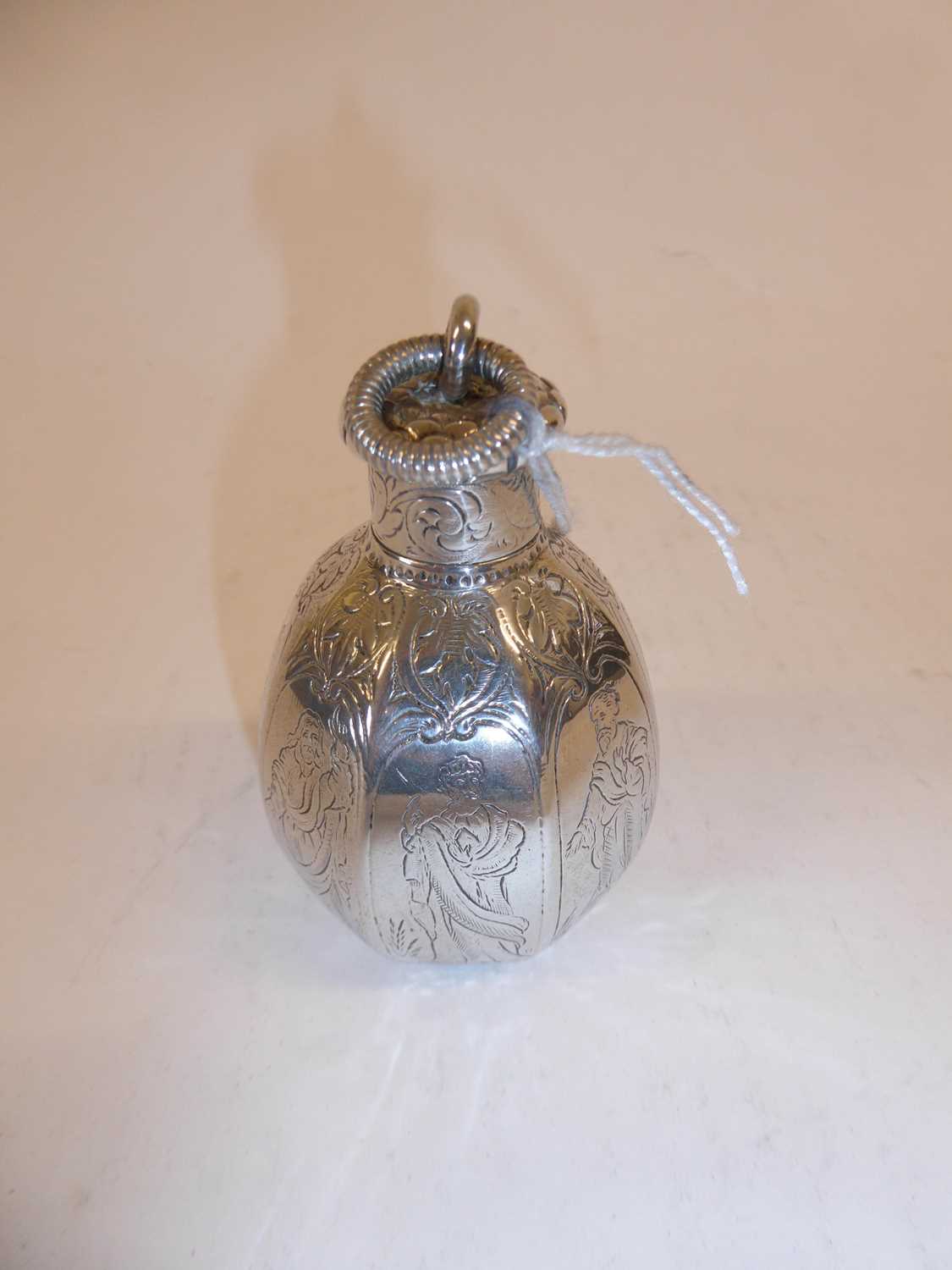 A Continental Silver Flask, With Indistinct Marks, Probably 19th Century - Image 4 of 8