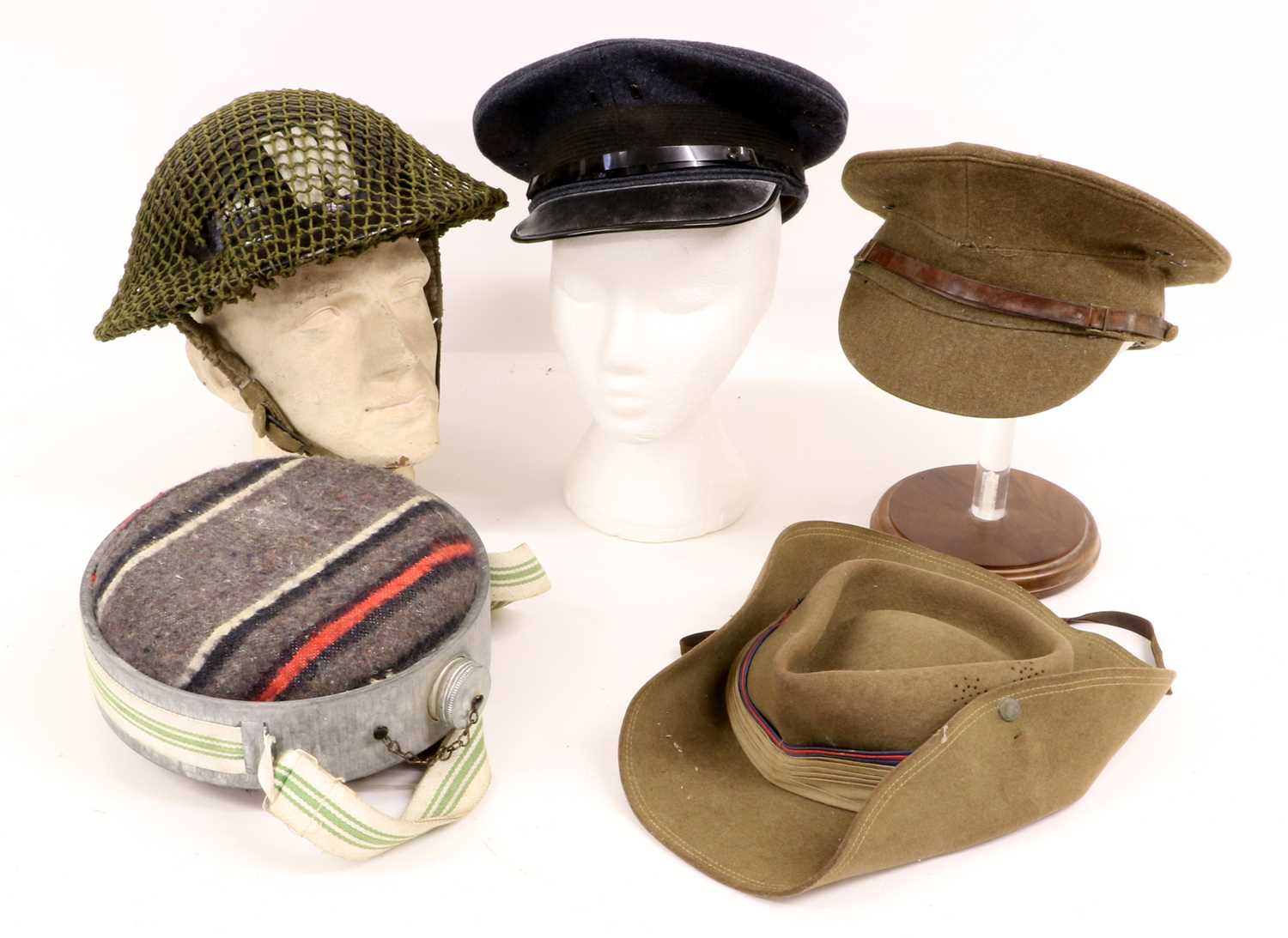A Small Quantity of Militaria Relating to 4042000 L.A.C. Frederick Hustwitt R.A.F. and Royal Army - Image 3 of 8