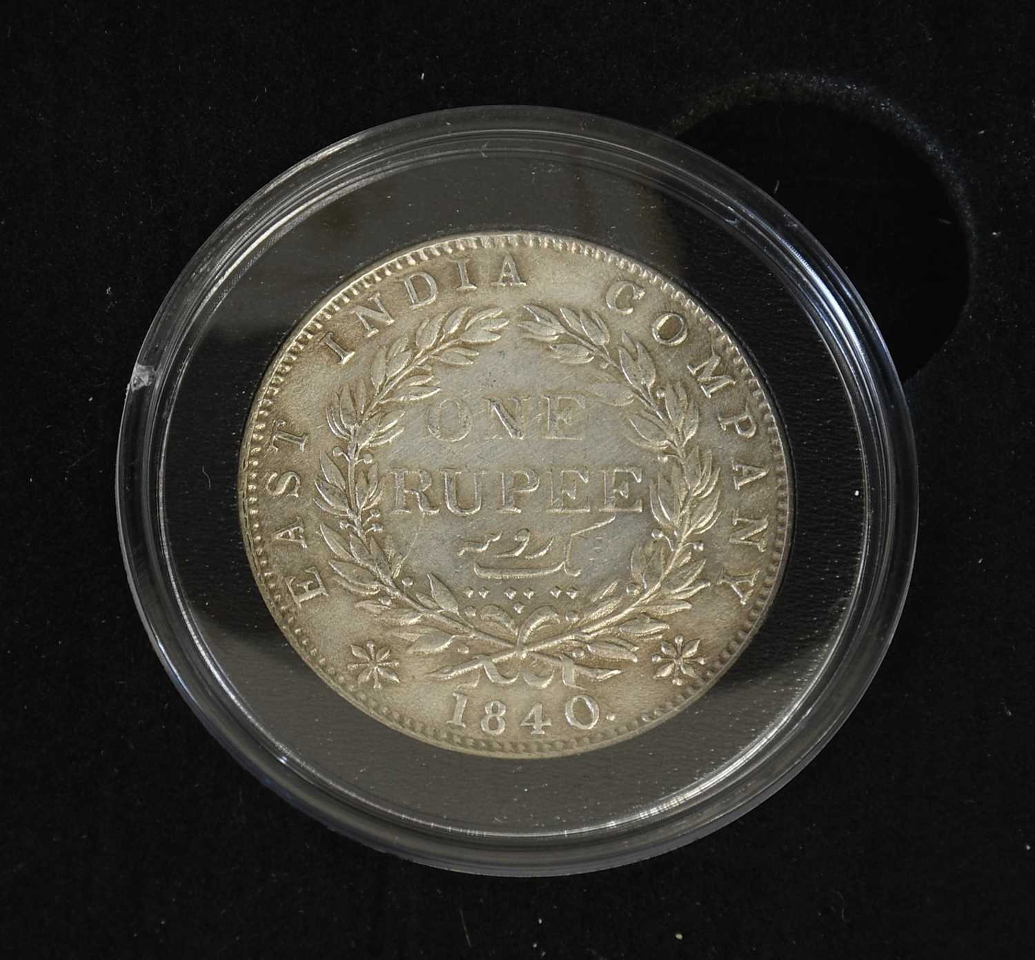 Historic Silver Crowns Collection, comprising: George III, 1820 GF; George IV, 1822 Tertio F; - Image 5 of 5