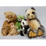 Teddy Bears, comprising: a Charlie 'Arkwright' 147/350, a green plush Charlie Bear, a William V