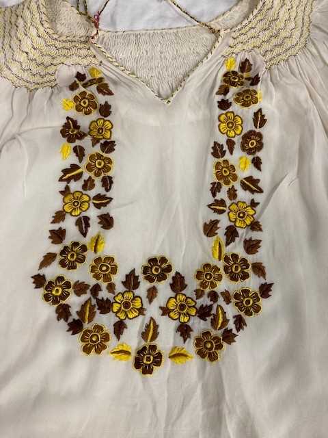 Circa 1950-60s Ladies Costume, comprising five Hungarian cotton muslin embroidered tops with long - Image 14 of 35