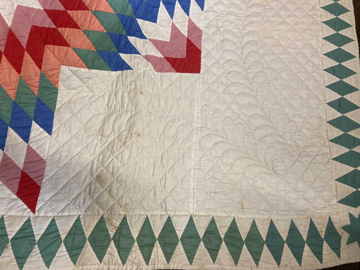 Circa 1890 Star of Bethlehem or Lone Star North Country Quilt, comprising multi coloured diamond - Image 4 of 5