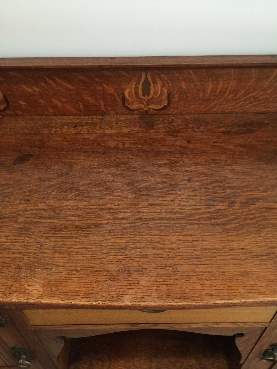 An Arts & Crafts Shapland & Petter of Barnstaple Inlaid Oak Sideboard, with raised upstand, above - Image 3 of 22