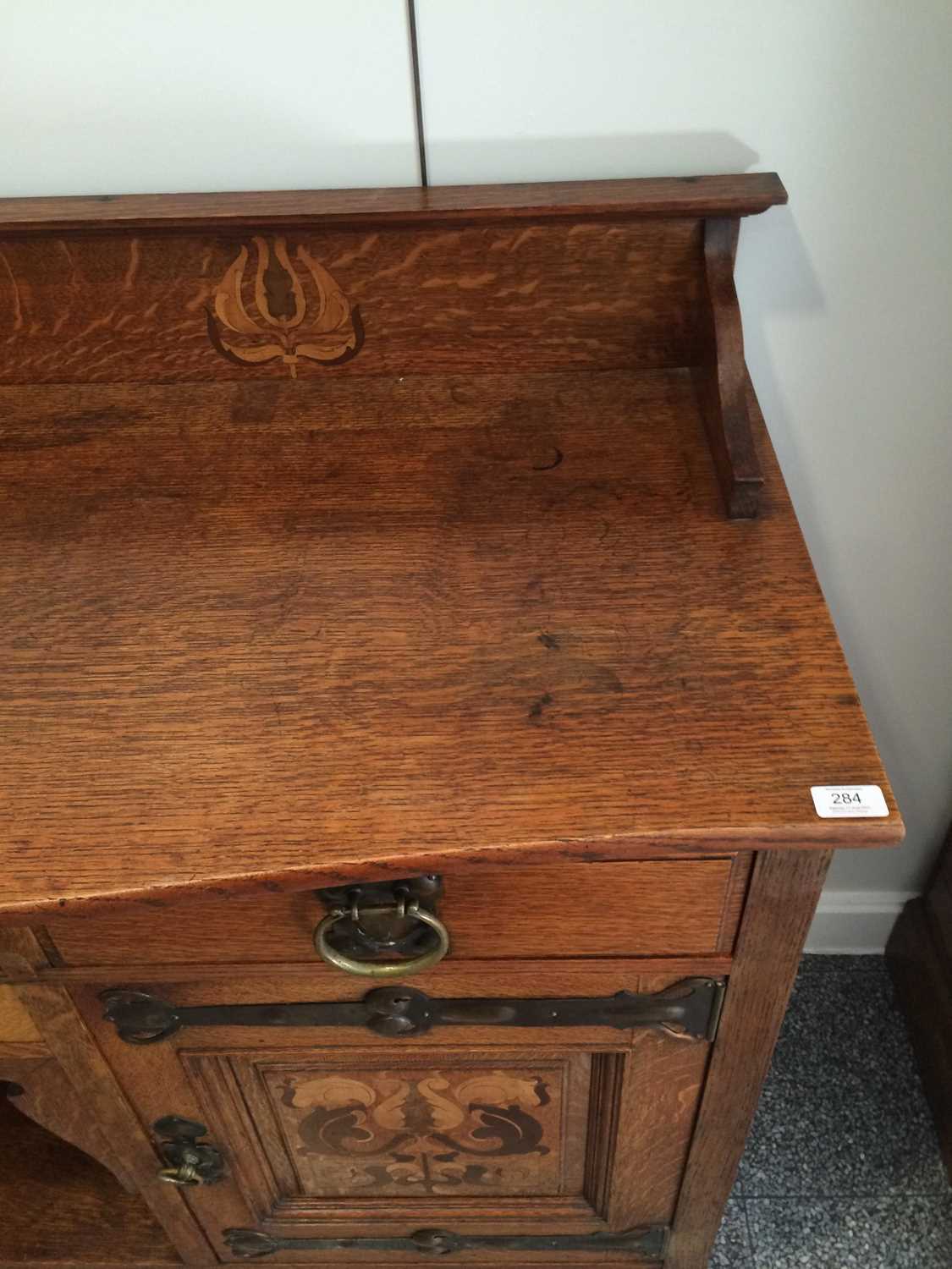 An Arts & Crafts Shapland & Petter of Barnstaple Inlaid Oak Sideboard, with raised upstand, above - Image 22 of 22