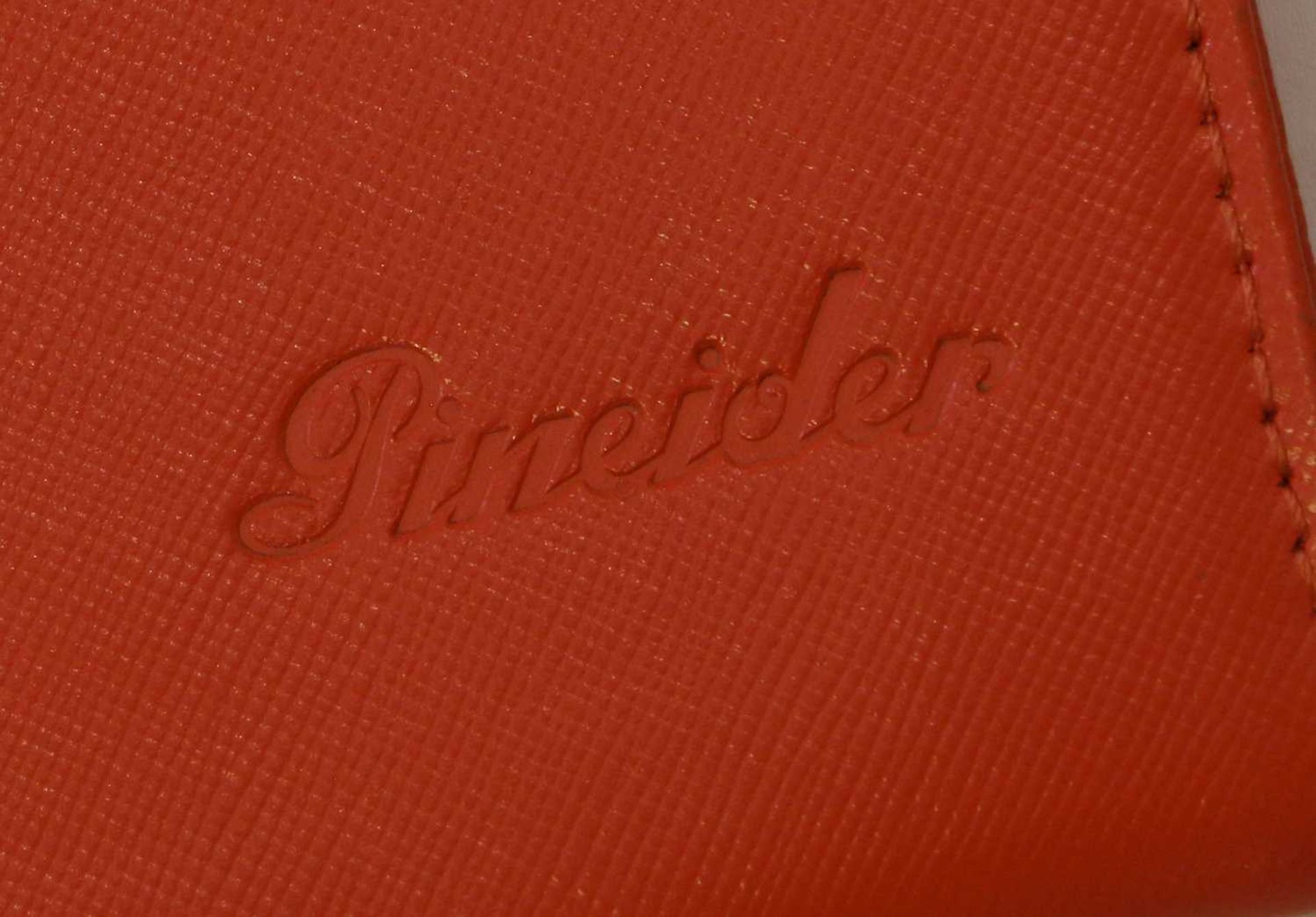 A Jaguar Black Leather Briefcase, A Fiat Stilo Red Leather Folder by Pineidder and a Signed Hardback - Bild 5 aus 6