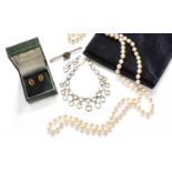 A Small Quantity of Jewellery, comprising of a cultured pearl necklace; a yellow stone and split