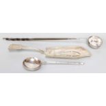 A George IV Provincial Silver Fish-Slice, by William Welch, Exeter, 1822, Fiddle pattern, the