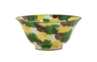 ~ A Chinese Porcelain Bowl, Kangxi, of flared form and with 'egg and spinach' glaze, underglaze