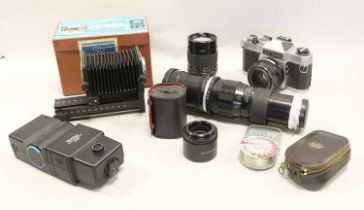 Chinon CXII Camera