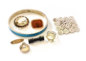 A Quantity of Jewellery, including an agate brooch, measures 2.9cm by 2.5cm; a silver enamel bangle;