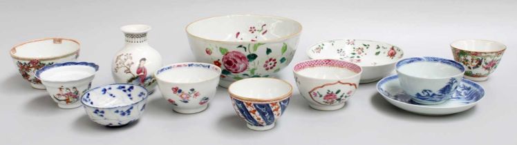 A Collection of Chinese Porcelain Teabowls and Saucers etc, Qianlong teabowl and saucer painted in