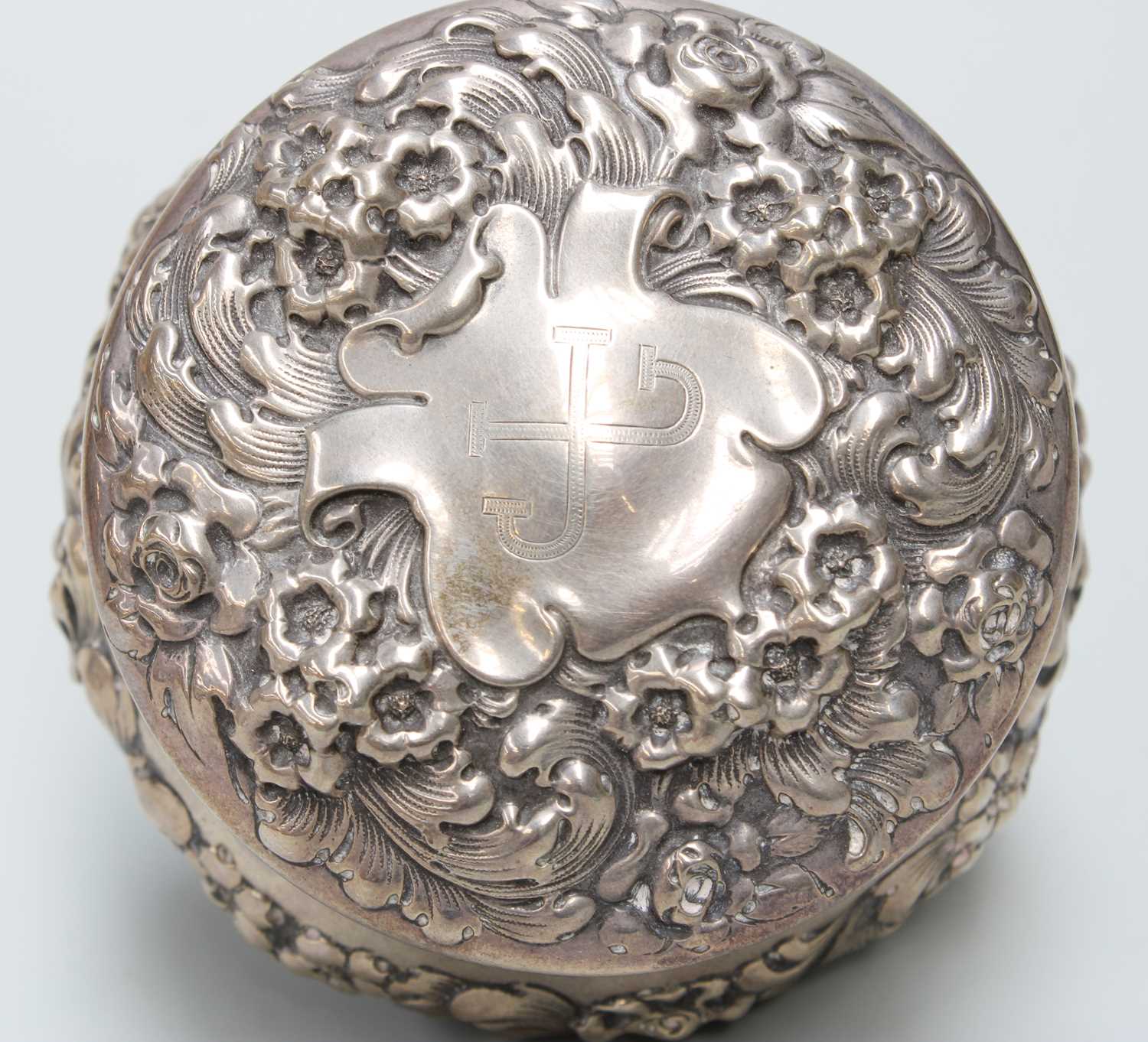 An American Silver Box, by Gorham, Providence, Rhode Island, Late 19th Century, baluster, chased - Image 2 of 2