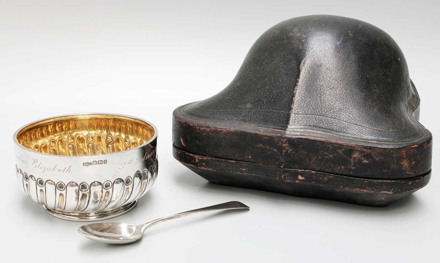 A Collection of Assorted Silver Items, including a George V silver quaich, by Elkington and Co., - Image 3 of 3