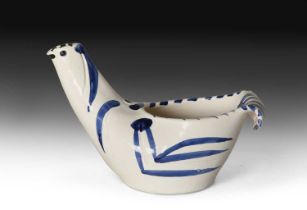 Pablo Picasso (1881-1973) Spanish "Dove" (1959) Stamped Madoura and numbered 439/500, glazed