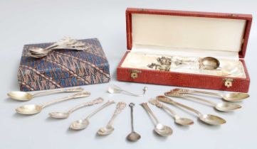 A Collection of Assorted Silver Flatware, comprising a cased set of six Indonesian silver teaspoons,