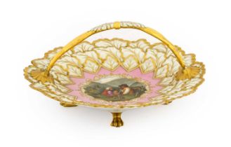 A Flight, Barr & Barr Worcester Porcelain Card Tray, circa 1830, of circular form with leaf-sheathed