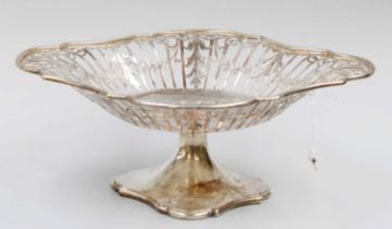 A George V Silver Pedestal-Dish, by John Round and Son Ltd., Sheffield, 1919, shaped square and on