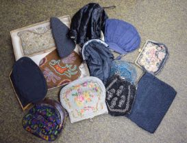 Assorted Early 20th Century Bead and Woolwork Evening Bags (13)