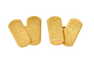 A Pair of 18 Carat Gold Cufflinks, the chain linked rounded rectangular plaques engraved with